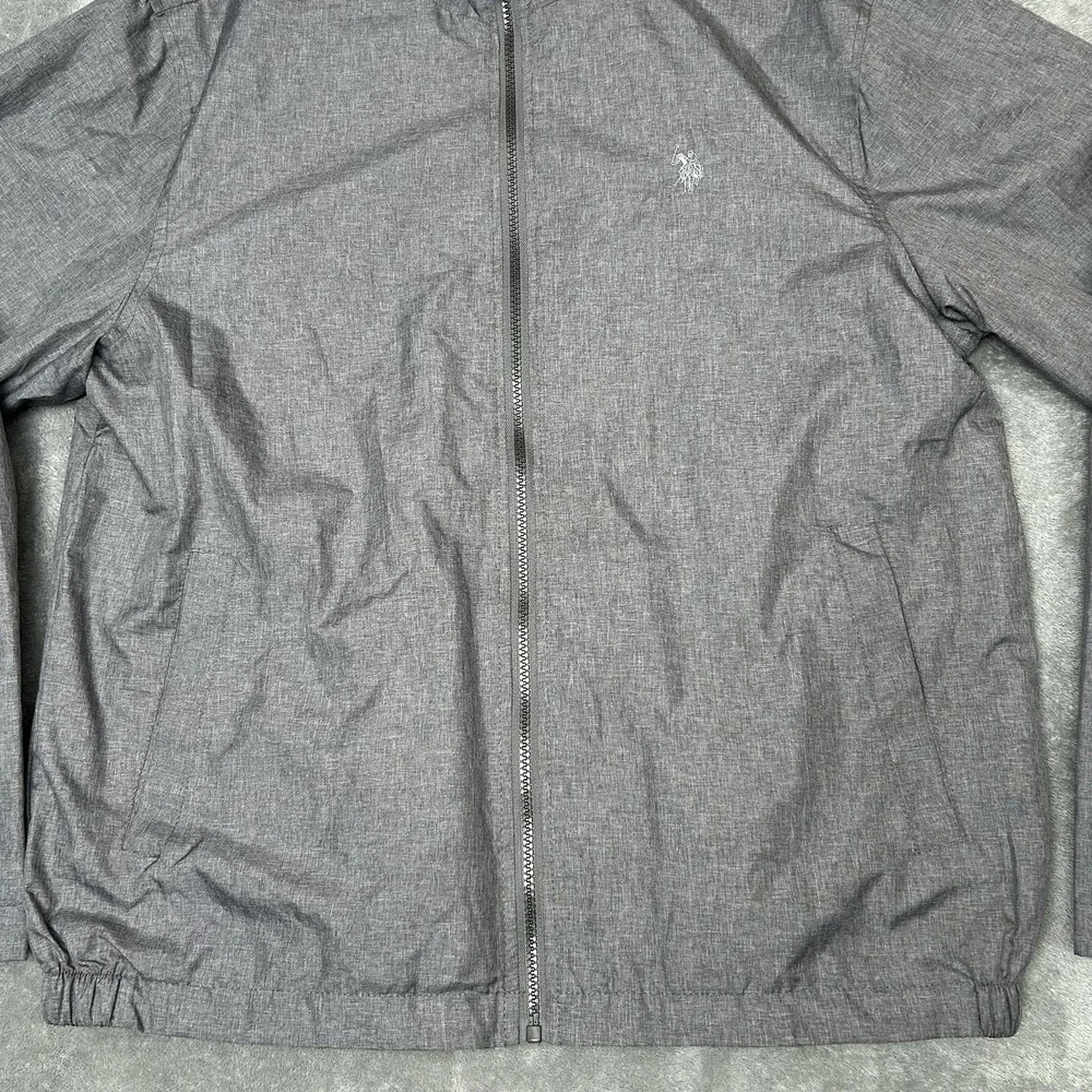U.S. POLO ASSN. MENS FULL ZIP POLYESTER RAIN WATER RESISTANT GRAY JACKET Size‎ M